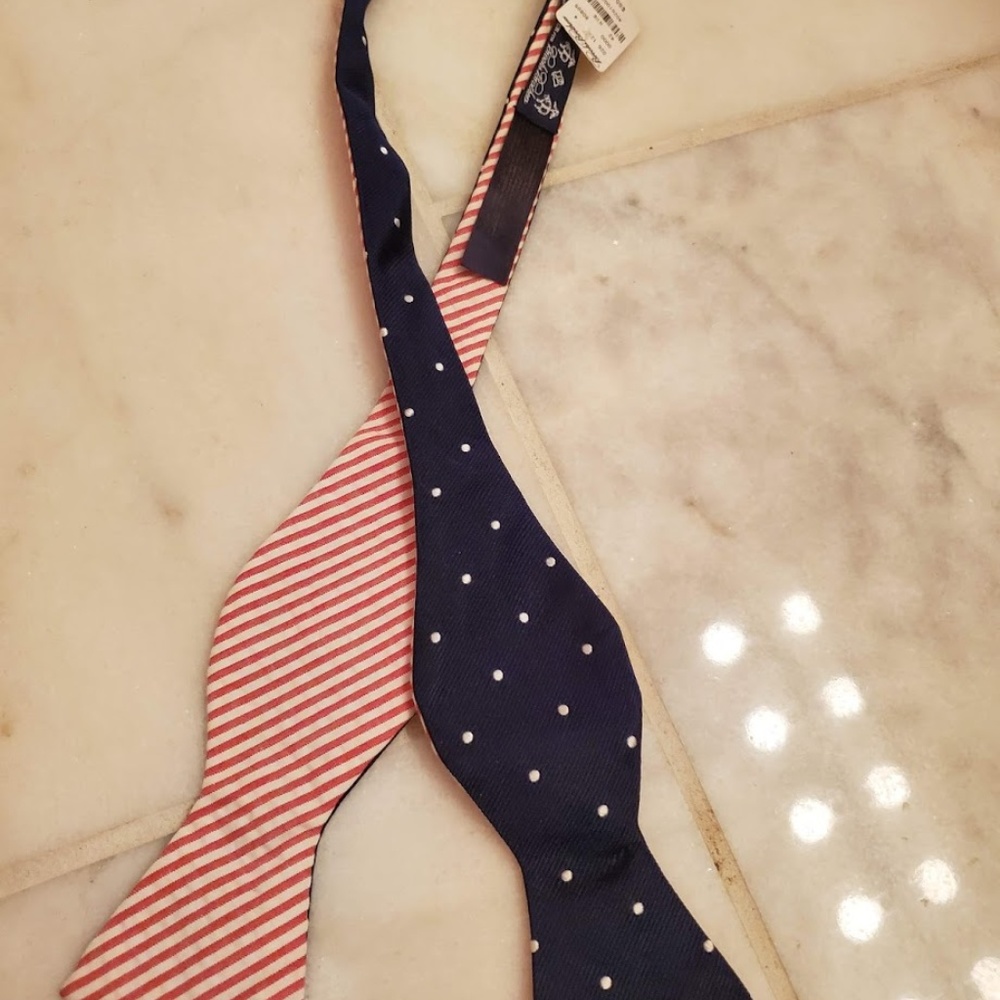 NWT Authentic Brooks Brothers Reversible Bowtie